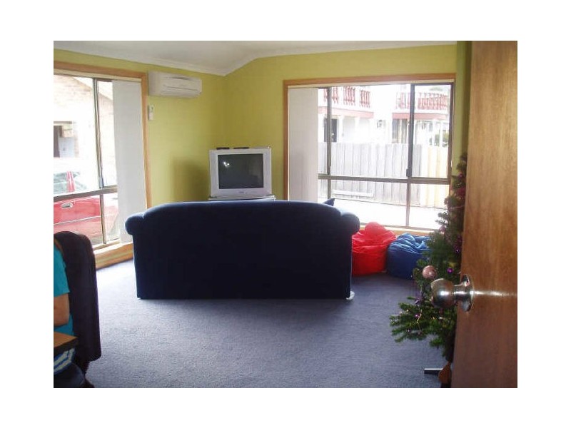 21 Officer Street, Rosetta TAS 7010