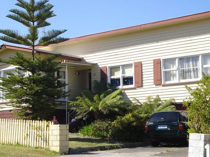 13 Paringa Road, Glenorchy TAS 7010
