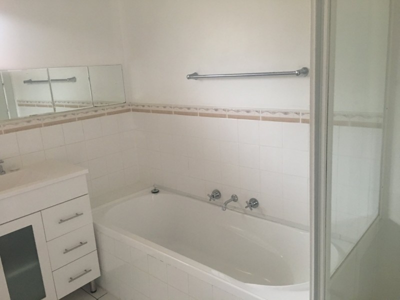 2/5 Peacock Court, Rosetta TAS 7010