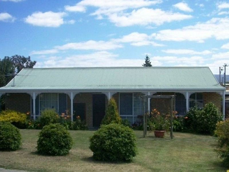 8 Erin Close, Brighton TAS 7030