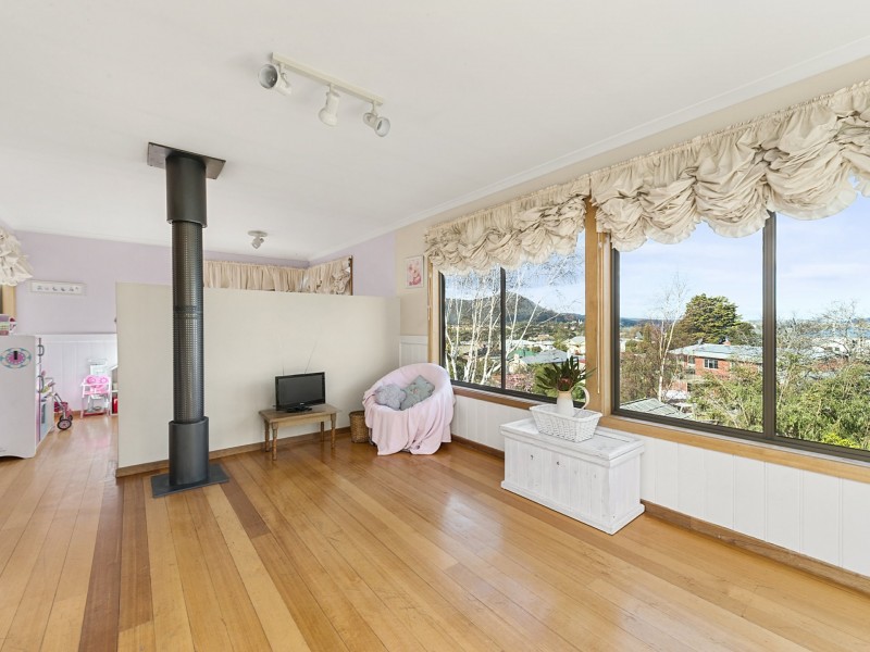 6 Cohen Court, Claremont TAS 7011