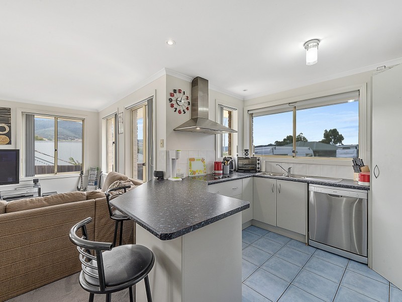 13 Brendan Crescent, Austins Ferry TAS 7011