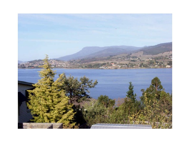 8 Wood Place, Bridgewater TAS 7030