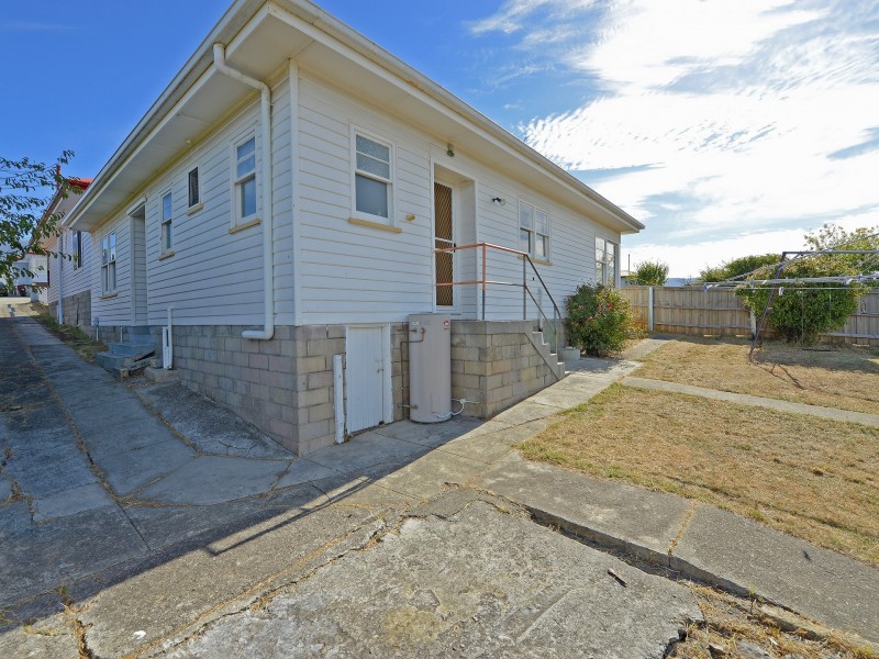 77 Leonard Avenue, Moonah TAS 7009