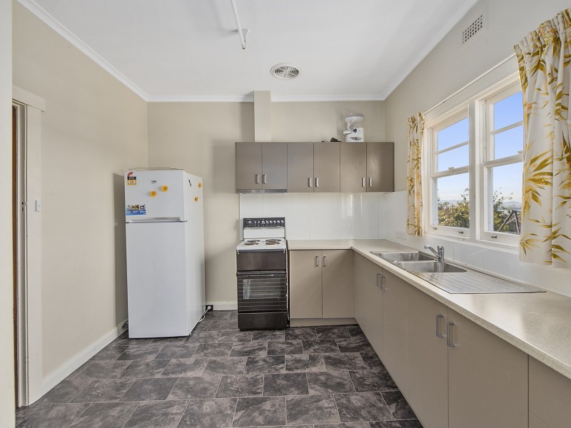 77 Leonard Avenue, Moonah TAS 7009