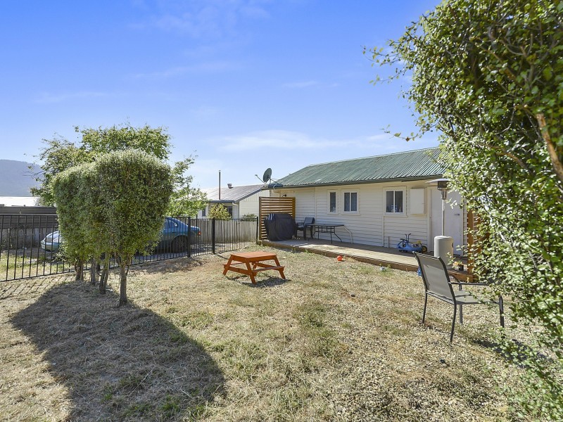 25 Andrews Street, New Norfolk TAS 7140