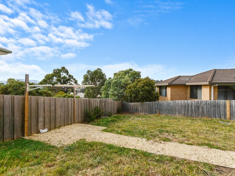 8/4 Nagle Place, Glenorchy TAS 7010