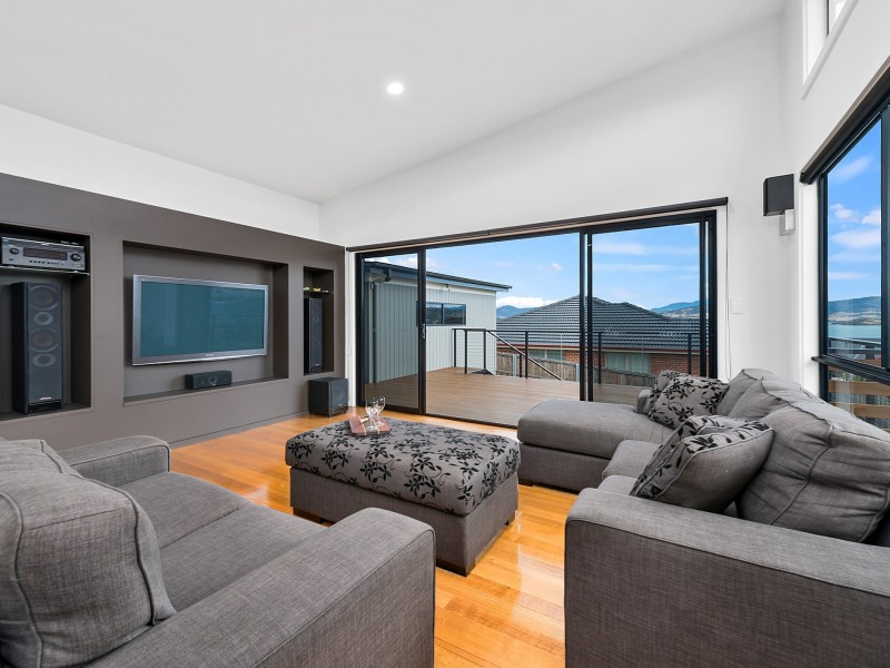 7 Abate Place, Midway Point TAS 7171