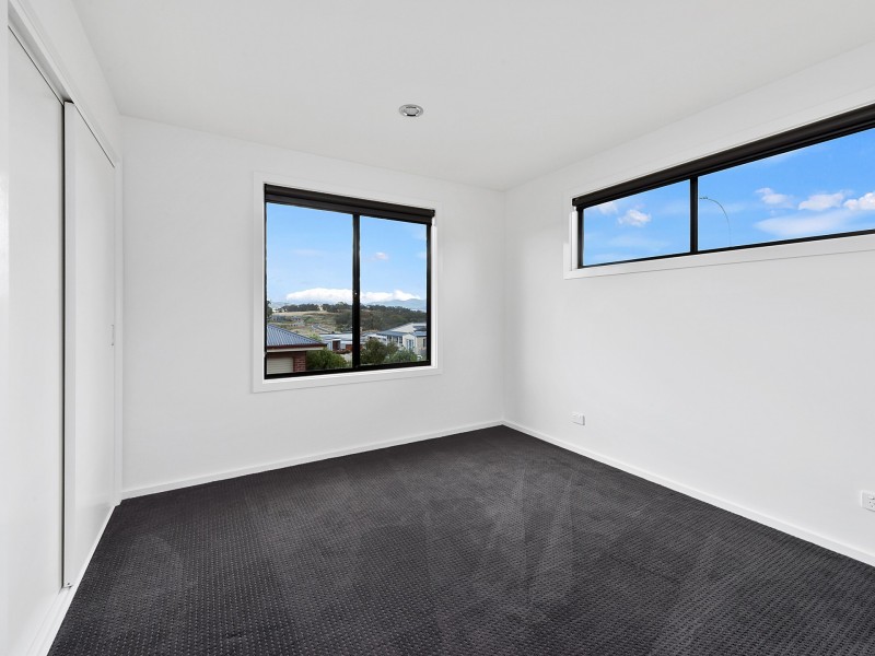 7 Abate Place, Midway Point TAS 7171