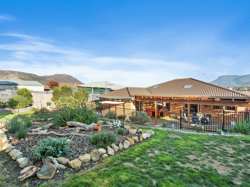 54 Fouche Avenue, Old Beach TAS 7017
