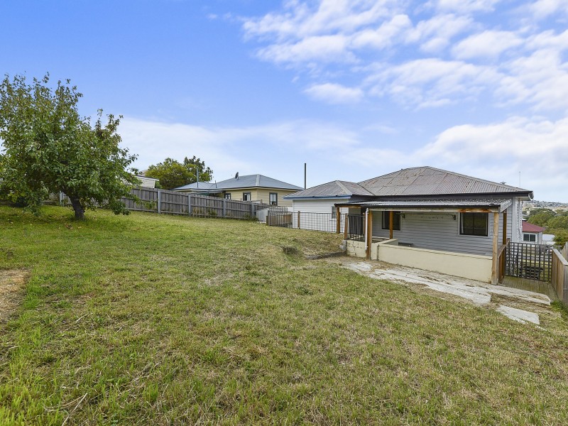 32 Renfrew Circle, Goodwood TAS 7010