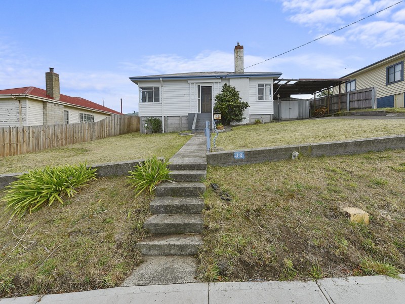 32 Renfrew Circle, Goodwood TAS 7010
