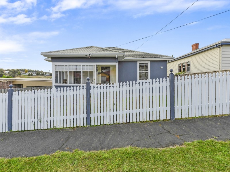 15 Cuthbert Avenue, Lenah Valley TAS 7008