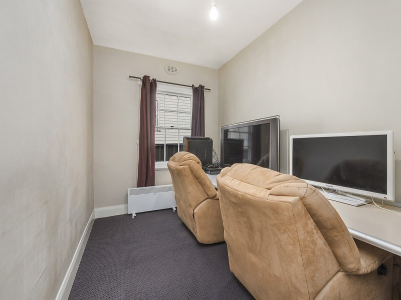 15 Cuthbert Avenue, Lenah Valley TAS 7008
