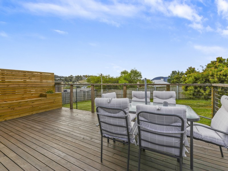 15 Cuthbert Avenue, Lenah Valley TAS 7008