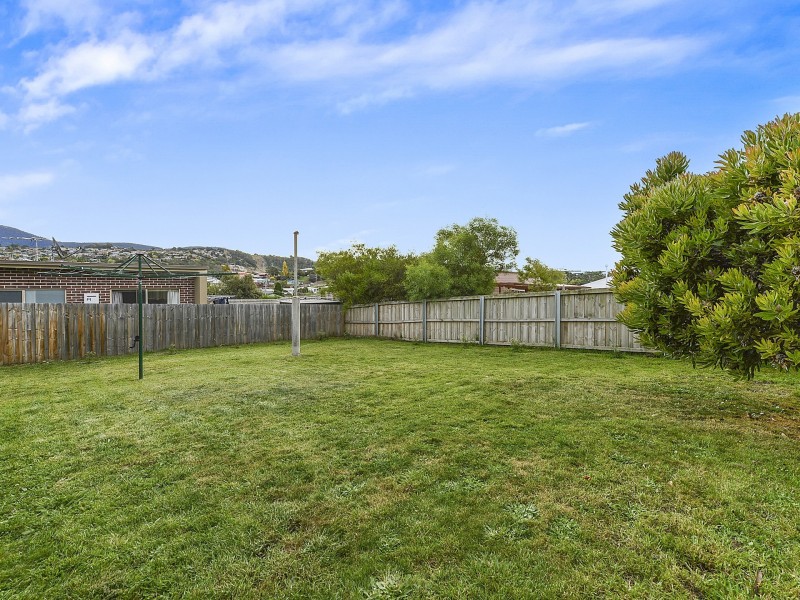 15 Cuthbert Avenue, Lenah Valley TAS 7008