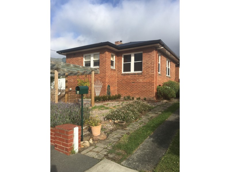 54 Katoomba Crescent, Rosetta TAS 7010