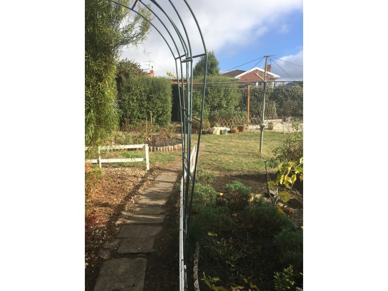 54 Katoomba Crescent, Rosetta TAS 7010