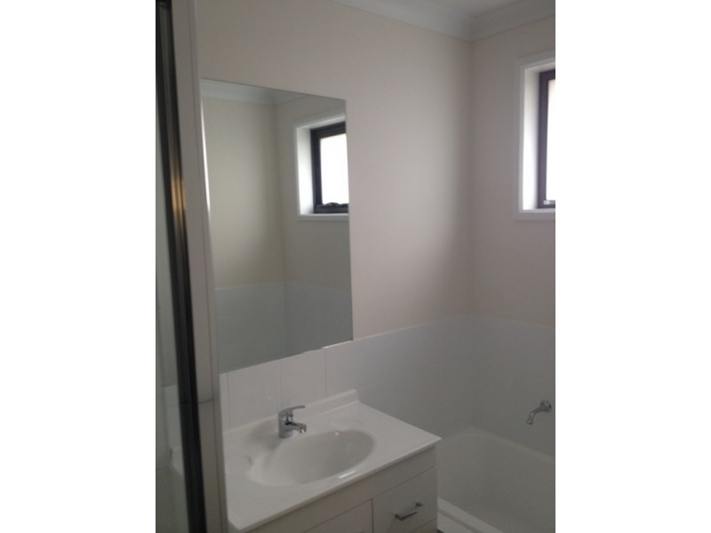 2b Benboyd Circle, Rokeby TAS 7019