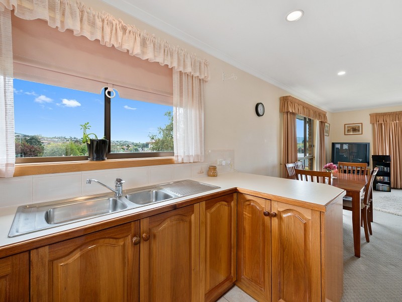 2/624 Main Road, Berriedale TAS 7011