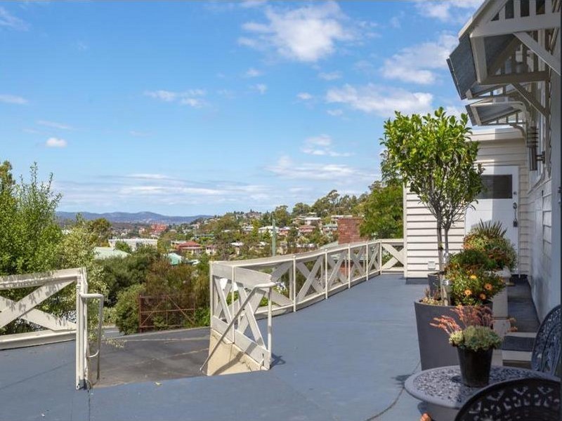 20a Girrabong Road, Lenah Valley TAS 7008