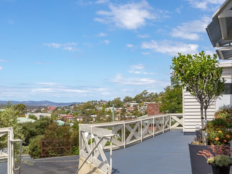 20 Girrabong Road, Lenah Valley TAS 7008