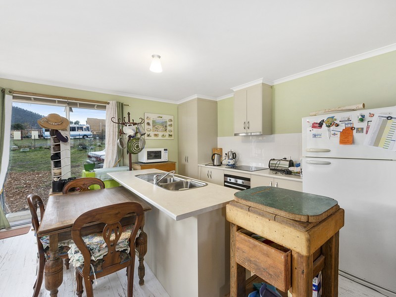 48 Saundersons Road, Risdon TAS 7017