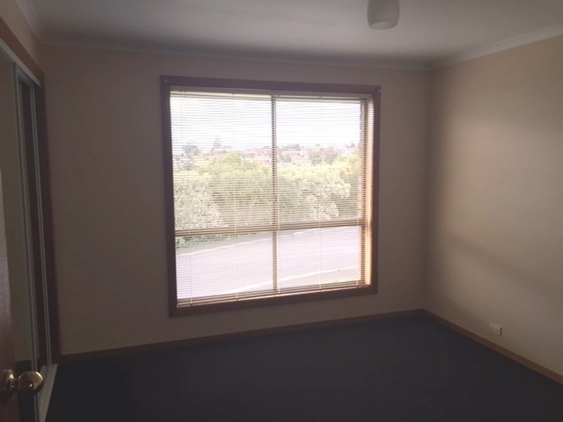 2/1 Gargano Court, Glenorchy TAS 7010