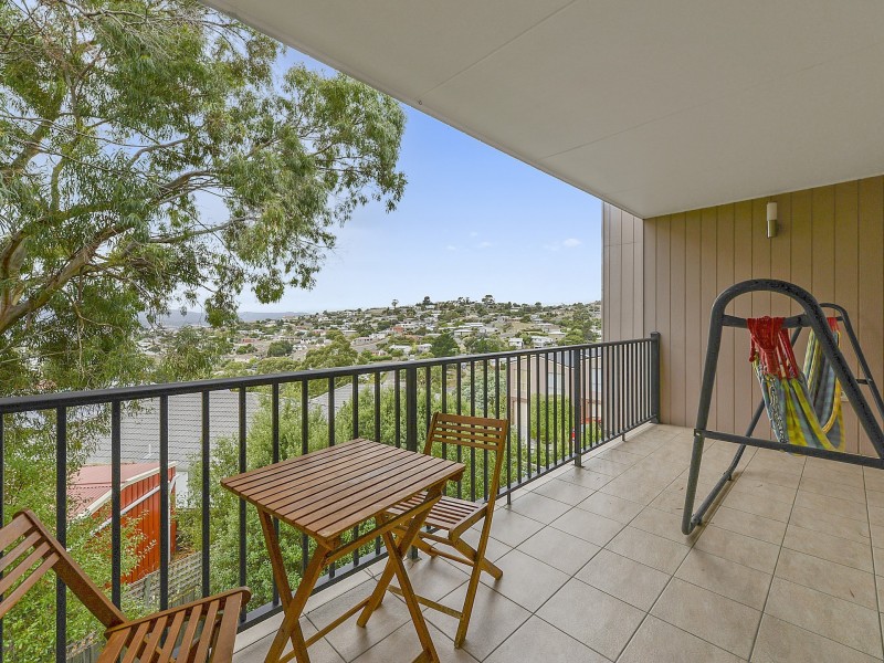 1/4 Nagle Place, Glenorchy TAS 7010