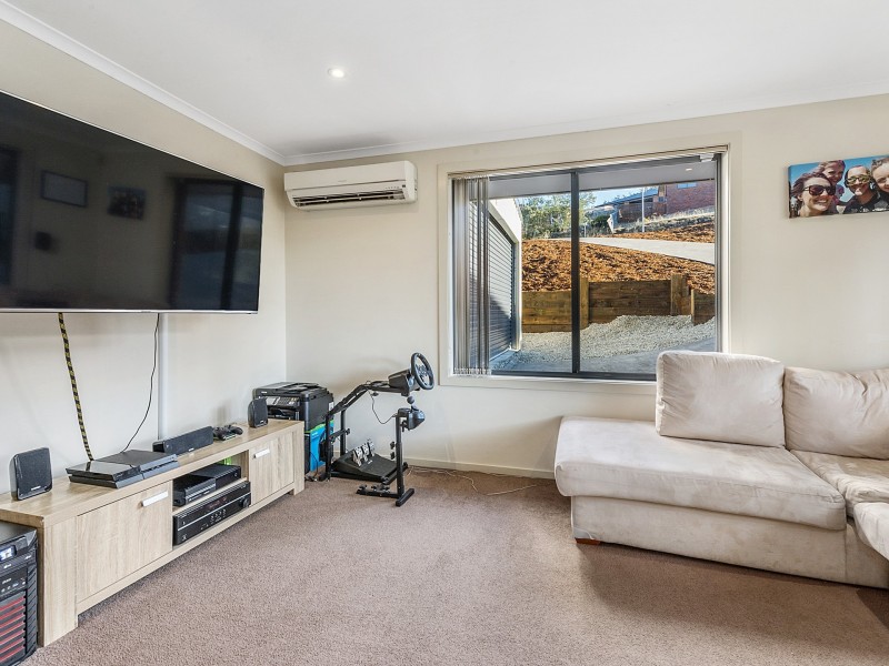 17 Boondar Street, Chigwell TAS 7011