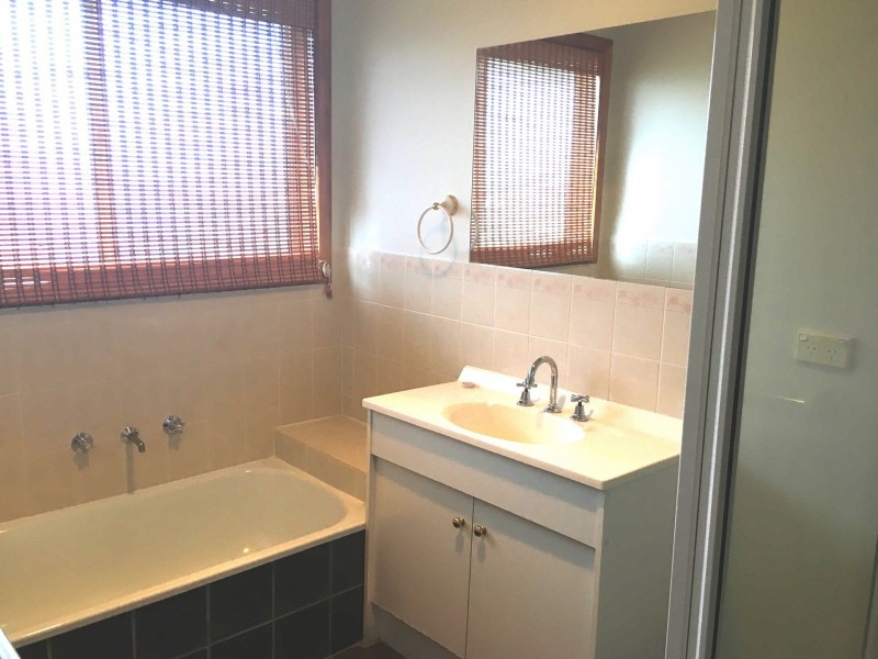 9 Fouche Avenue, Old Beach TAS 7017