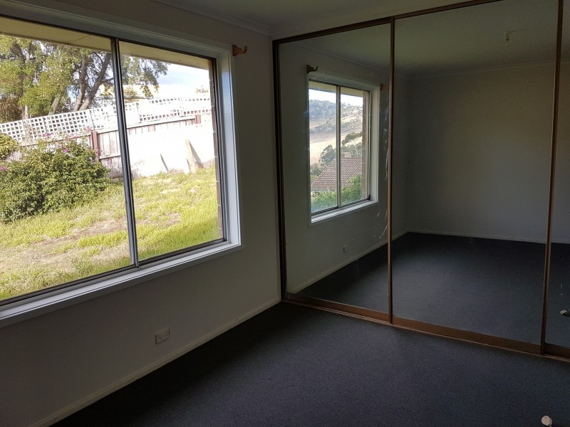 4 Clayton Drive, Herdsmans Cove TAS 7030