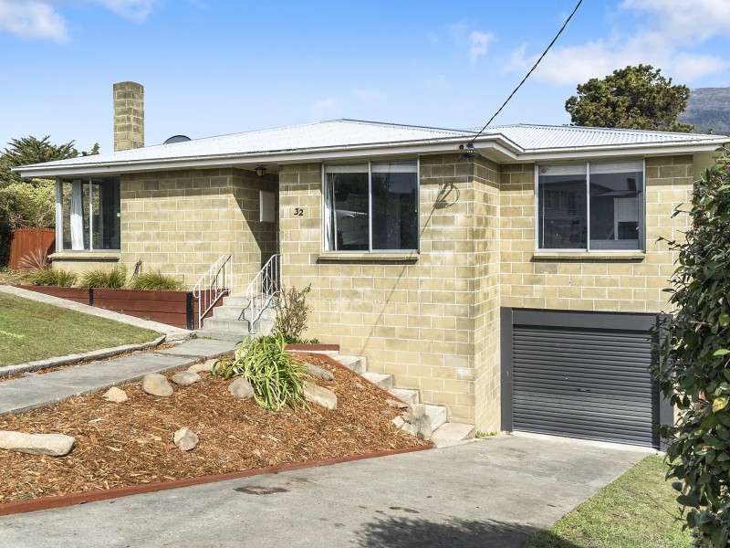 32 Milburn Place, Glenorchy TAS 7010