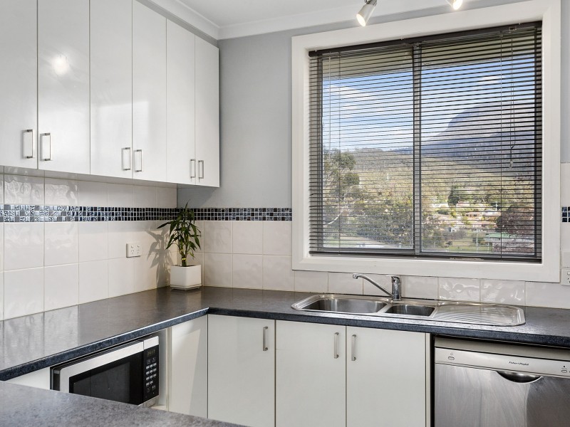 32 Milburn Place, Glenorchy TAS 7010