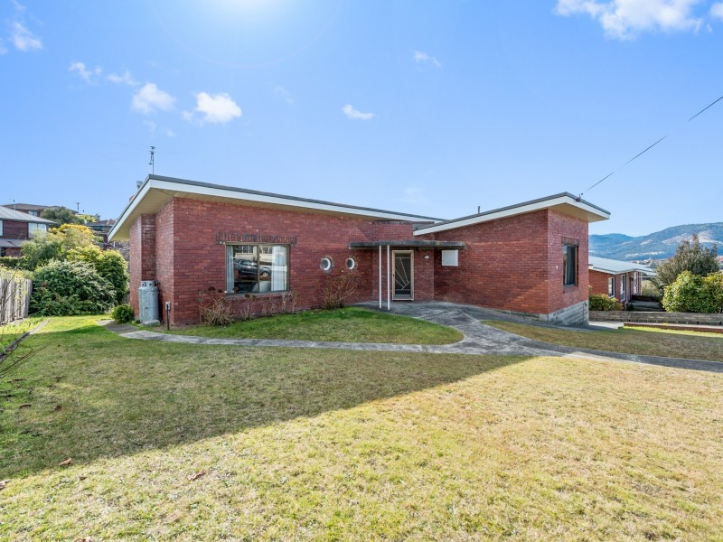30 Hilton Road, Claremont TAS 7011