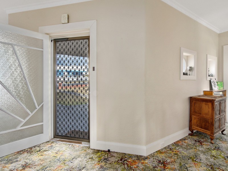 30 Hilton Road, Claremont TAS 7011