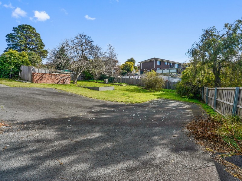 30 Hilton Road, Claremont TAS 7011