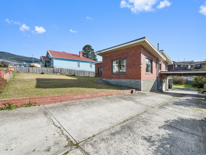30 Hilton Road, Claremont TAS 7011