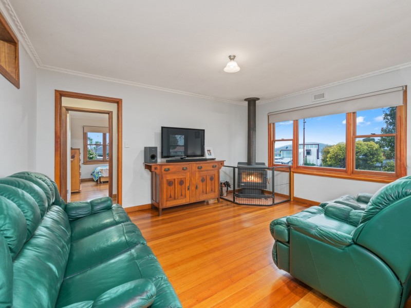 1 Moreton Crescent, Claremont TAS 7011