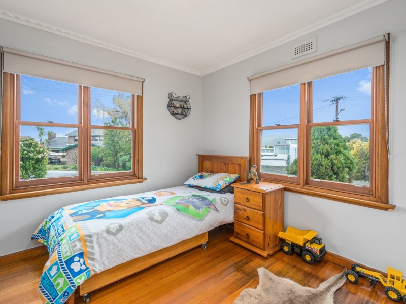 1 Moreton Crescent, Claremont TAS 7011