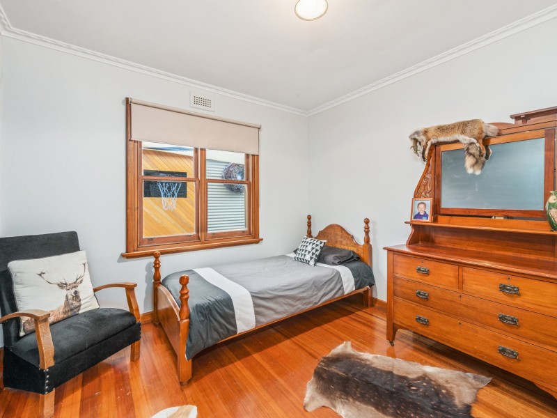 1 Moreton Crescent, Claremont TAS 7011