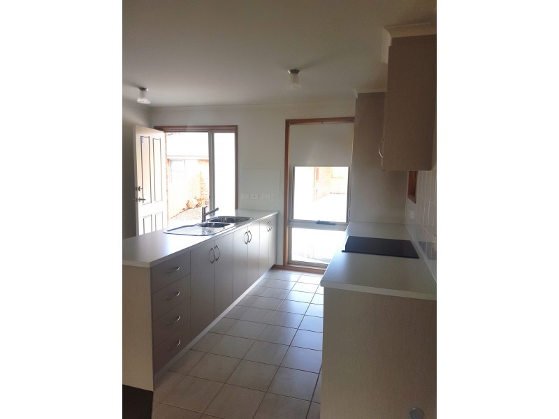 2/106 Gunn Street, Bridgewater TAS 7030