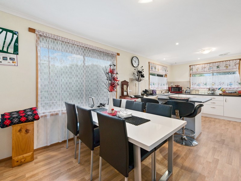 2 Kristen Court, Claremont TAS 7011