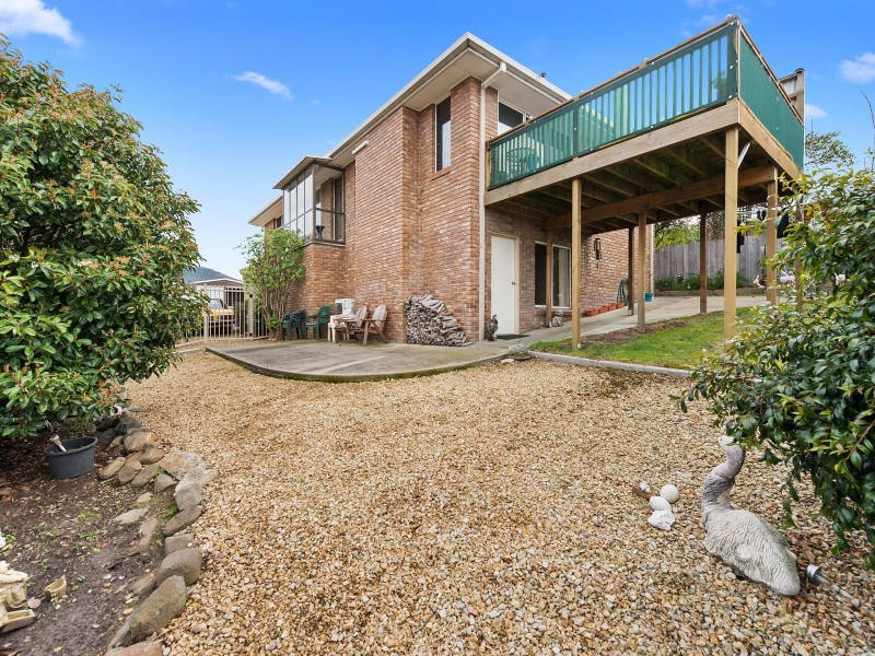 2 Kristen Court, Claremont TAS 7011