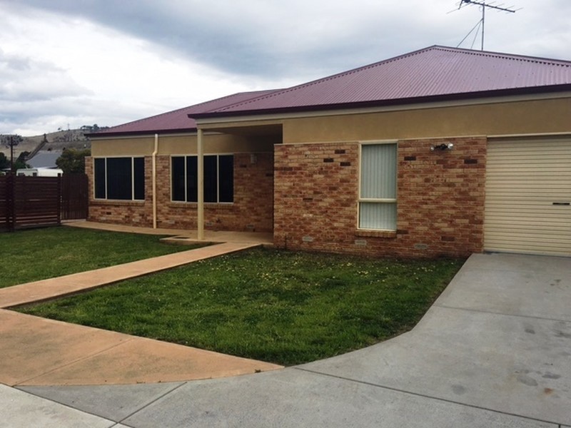 2/26 Louisa Street, Kempton TAS 7030