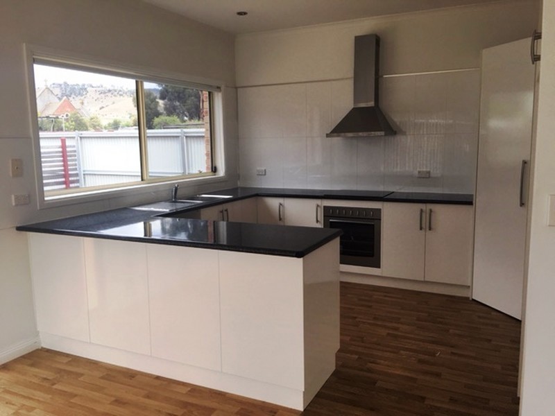 2/26 Louisa Street, Kempton TAS 7030