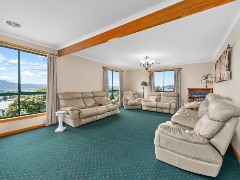 30 Paringa Road, Glenorchy TAS 7010