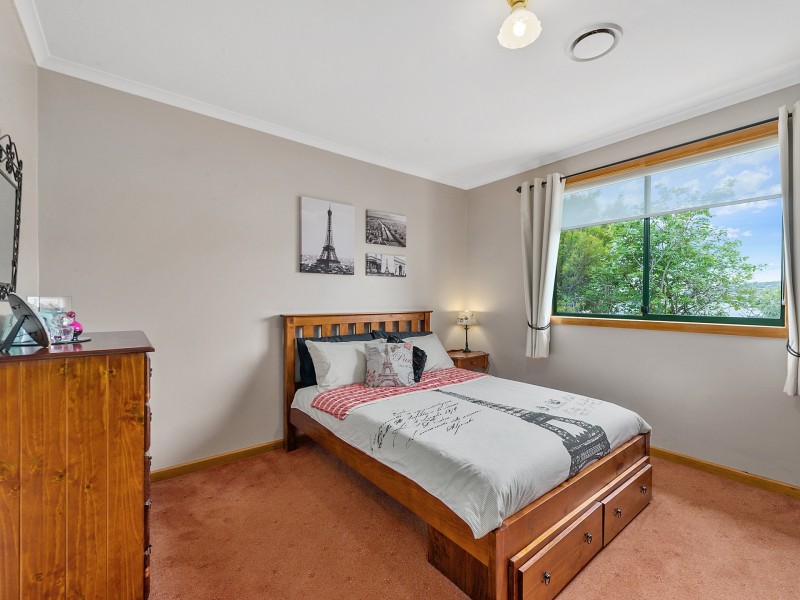 30 Paringa Road, Glenorchy TAS 7010