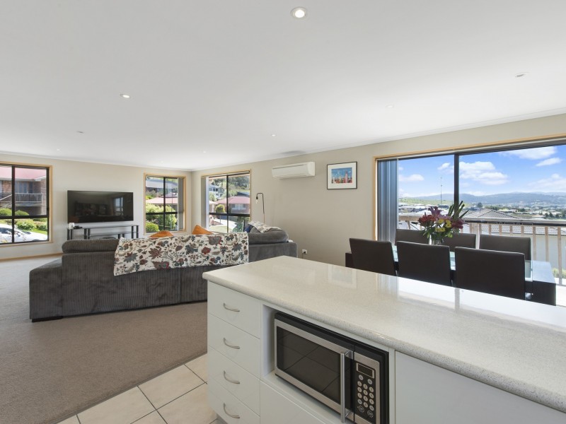 1 Cash Court, Austins Ferry TAS 7011