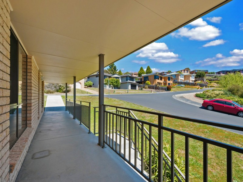 1 Cash Court, Austins Ferry TAS 7011